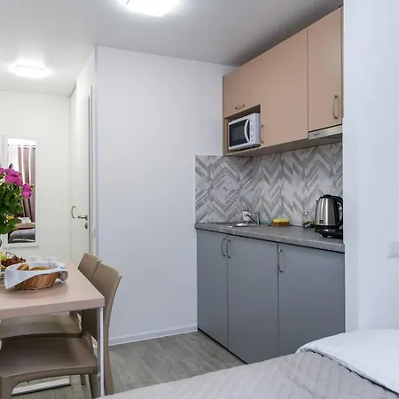 Myfreedom Apartments: Metro Klovska, Near Military Hospital Kyiv Exterior photo