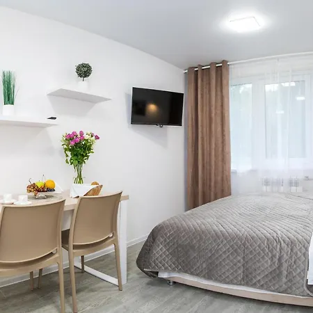 Myfreedom Apartments: Metro Klovska, Near Military Hospital Kyiv Exterior photo