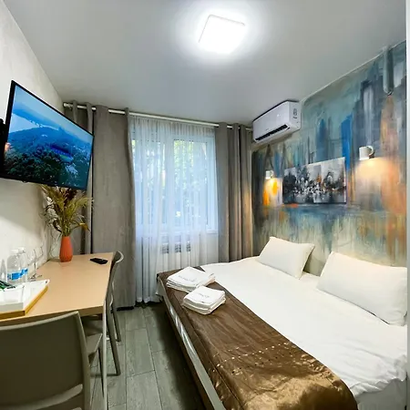 Myfreedom Apartments: Metro Klovska, Near Military Hospital Kyiv Exterior photo