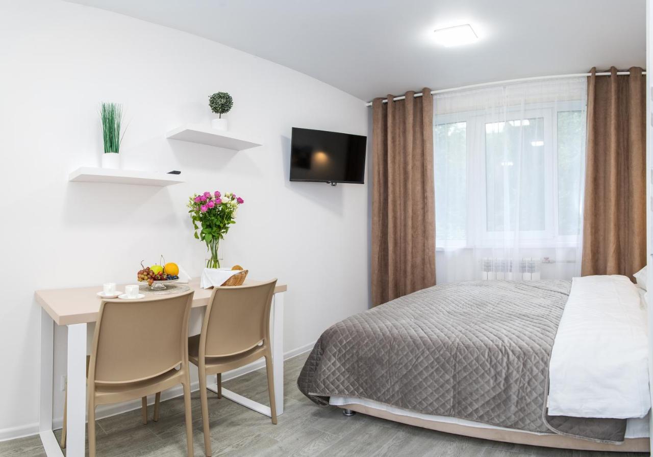 Myfreedom Apartments: Metro Klovska, Near Military Hospital Apartment Kyiv