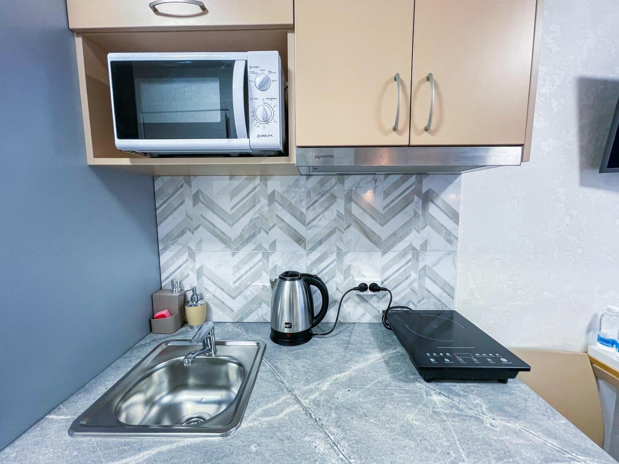 Myfreedom Apartments: Metro Klovska, Near Military Hospital Kyiv